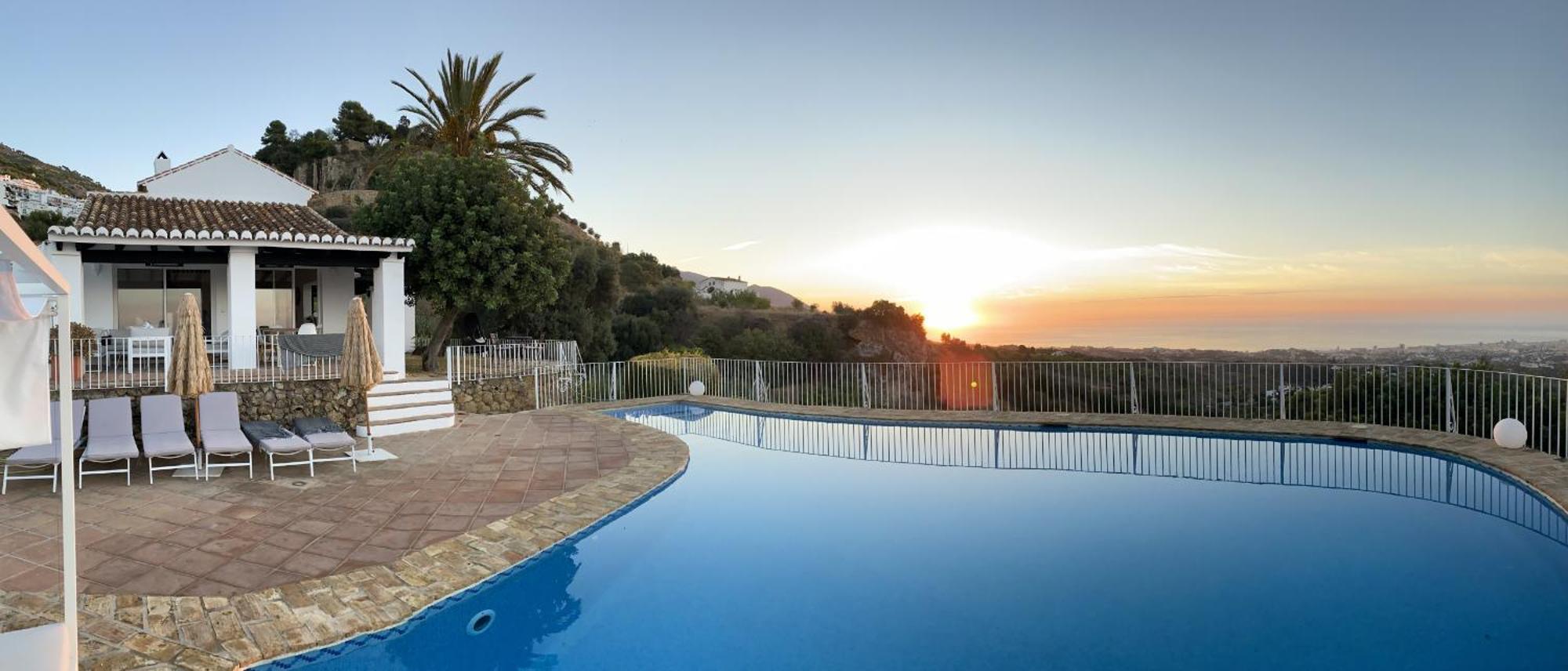 Villa Las Monjas - Astonishing Panoramic Sea View Mijas Dış mekan fotoğraf